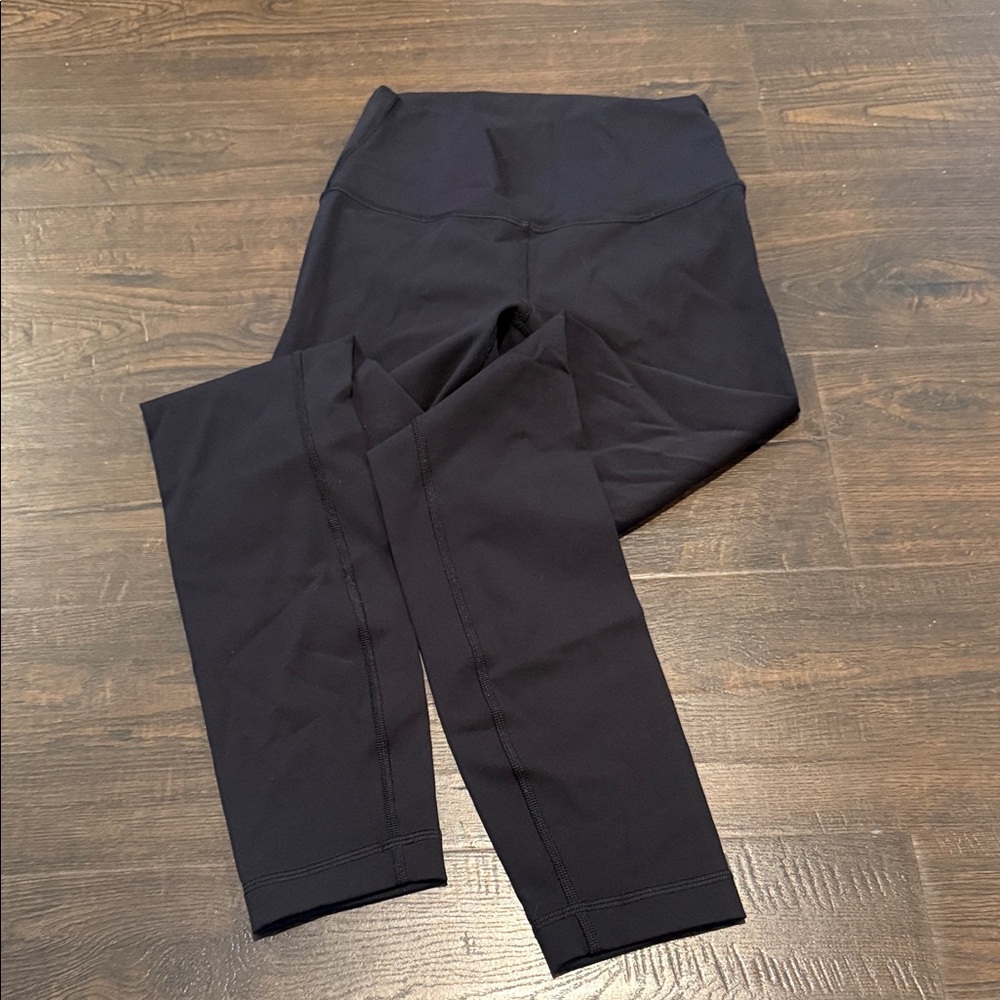 Lululemon black leggings